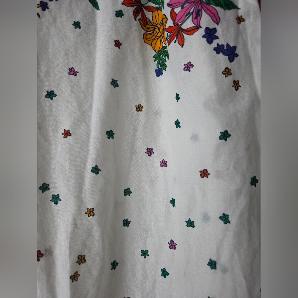 Talbots Blossful Floral Smocked Cuff Blouse Size LP - Picture 6 of 12